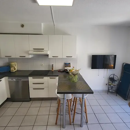 Mazet Climatise Rdj Plages Parking Wifi Gratuit La Londe-les-Maures Exterior photo