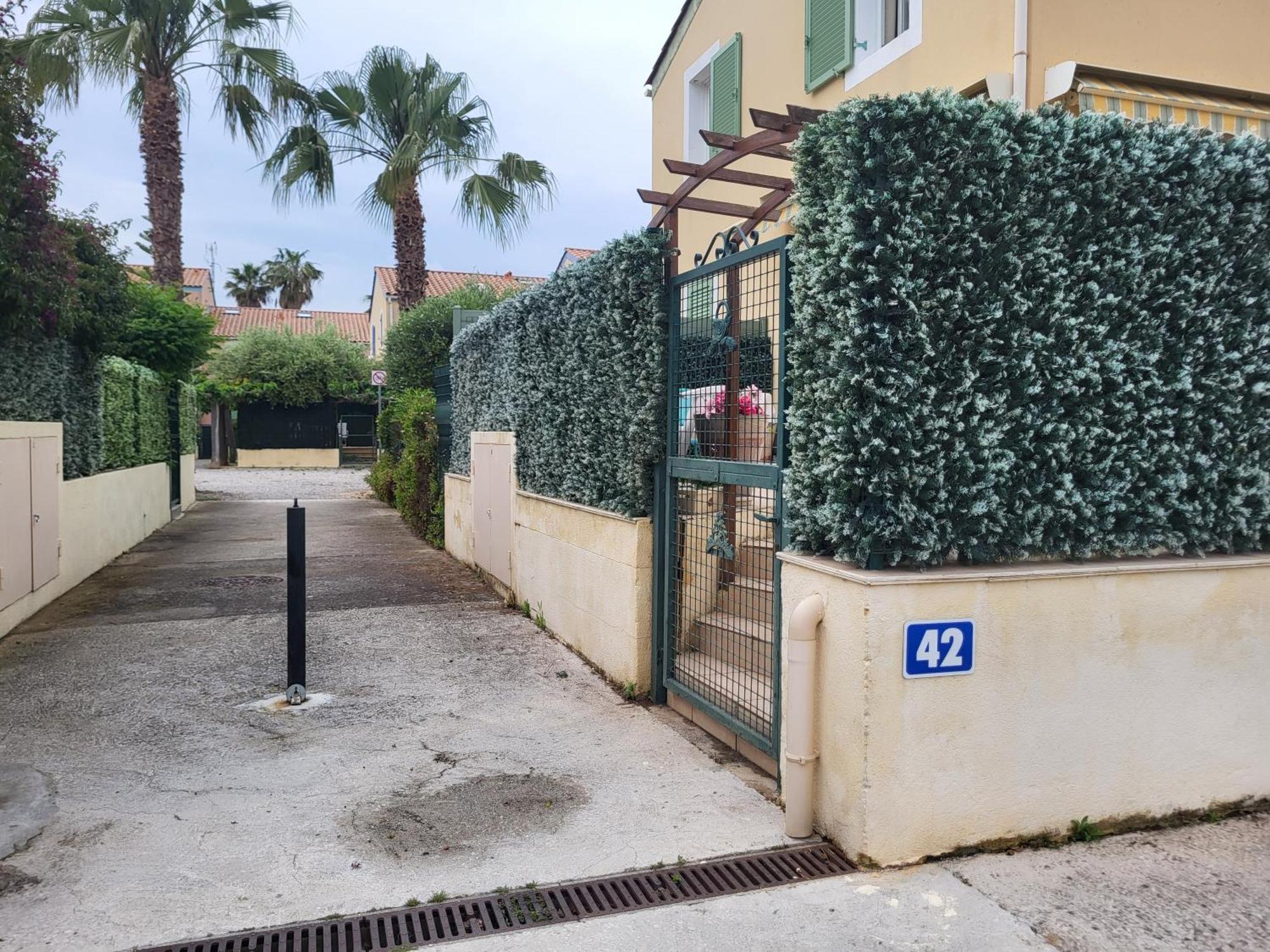 Holiday home Mazet Climatise Rdj Plages Parking Wifi Gratuit *